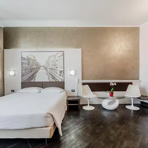 Navigli 3* Milánó